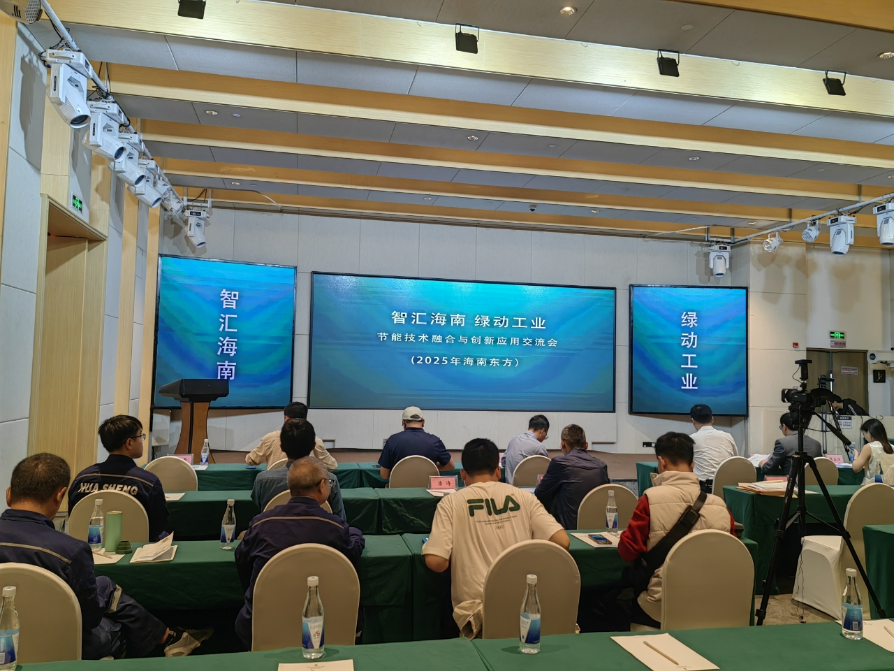 7f4434fa3b364354a4b3f3212bb39d91.jpg 7f4434fa3b364354a4b3f3212bb39d91.jpg